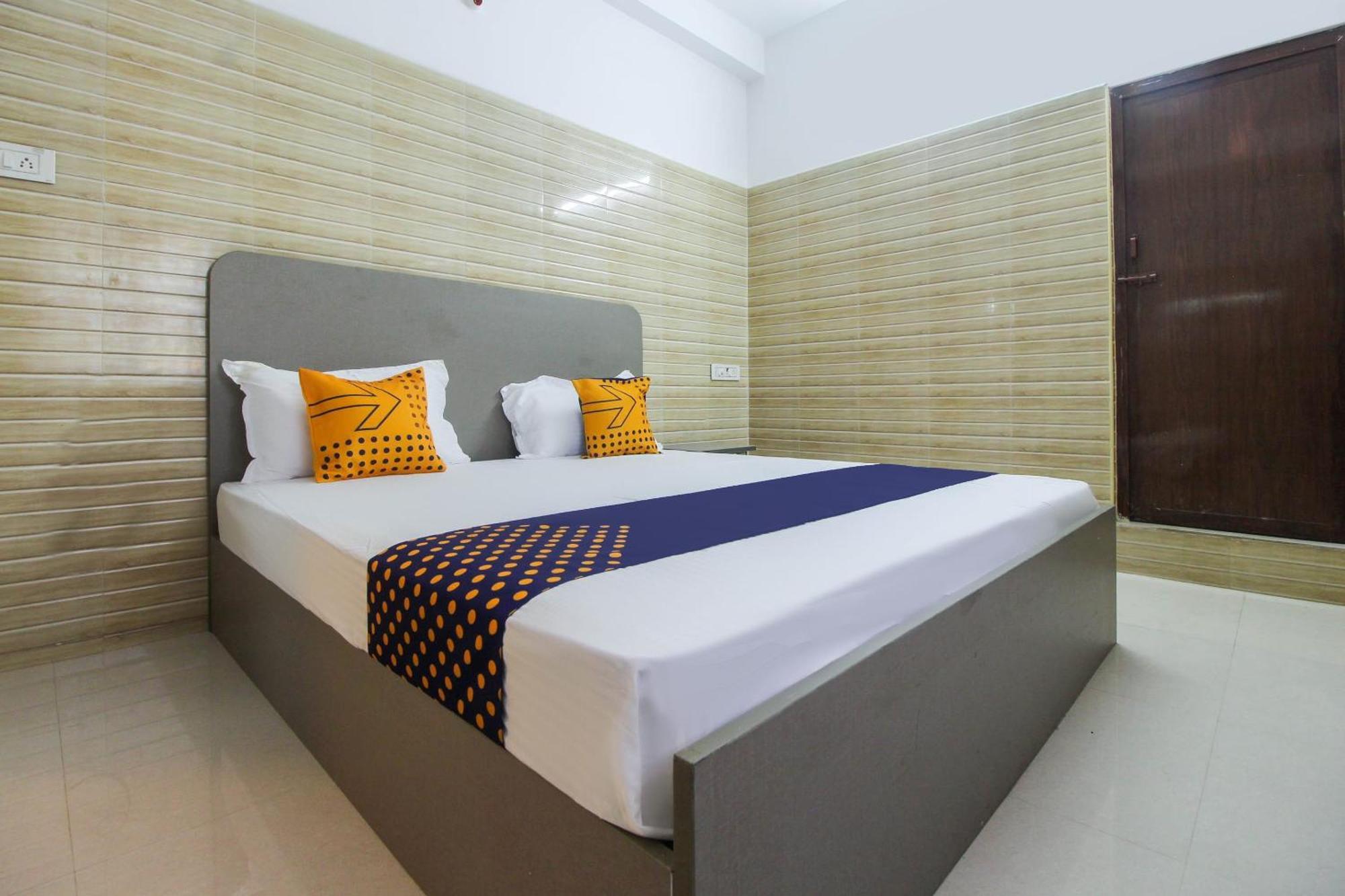 Hotel O Jp Residency Singapperumalkovil Екстериор снимка